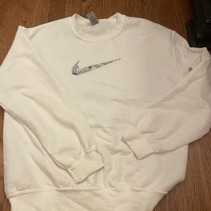 embroidered crewneck